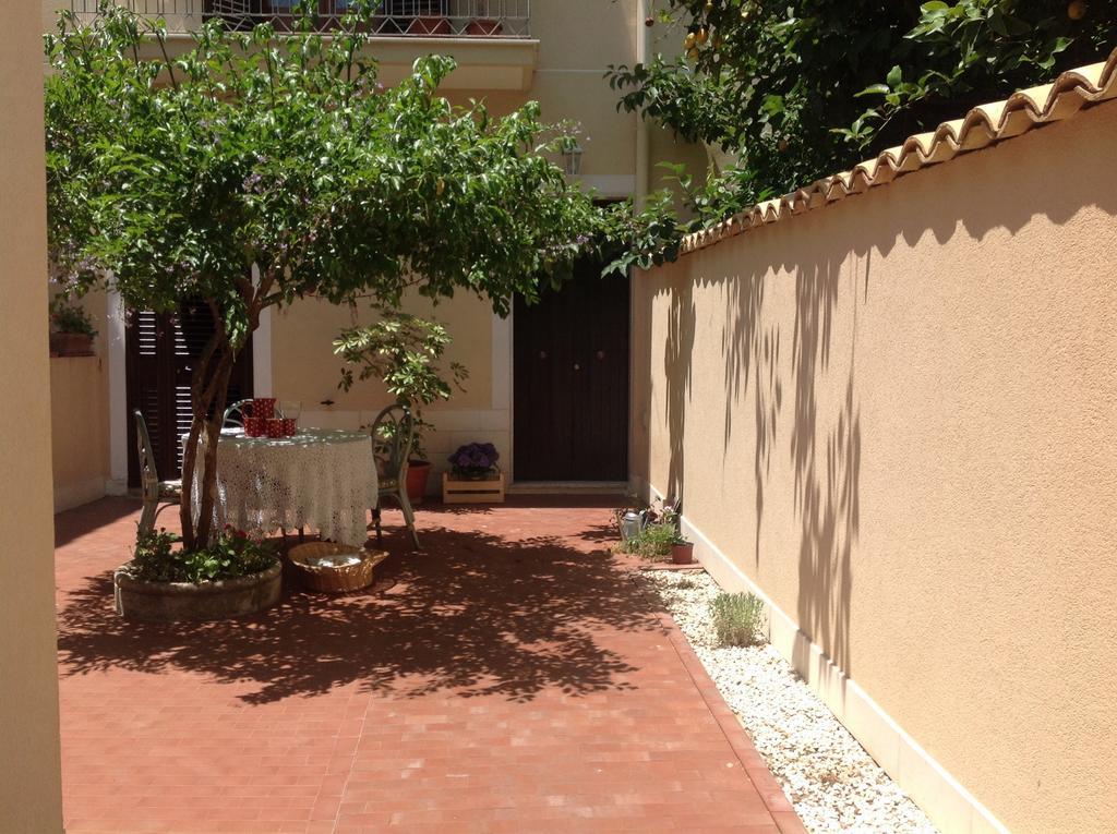 Apartament Casa Pinu San Michele di Ganzaria Zewnętrze zdjęcie